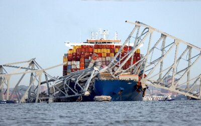 US ship-bridge mishap: 2 found killed in truck