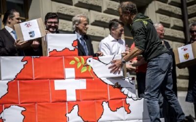 Swiss neutrality to the fore as activists seek referendum on Russia sanctions